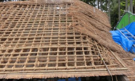 山門屋根　茅葺替大修理・２　江戸時代出現